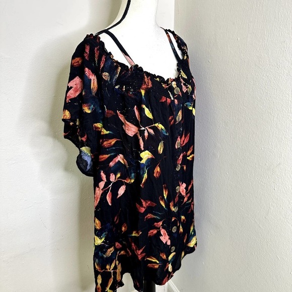 Torrid Smocked Cold-Shoulder Blouse‎ Gauze Leaf Black NWT Front Buttons Size 4x - Picture 10 of 16